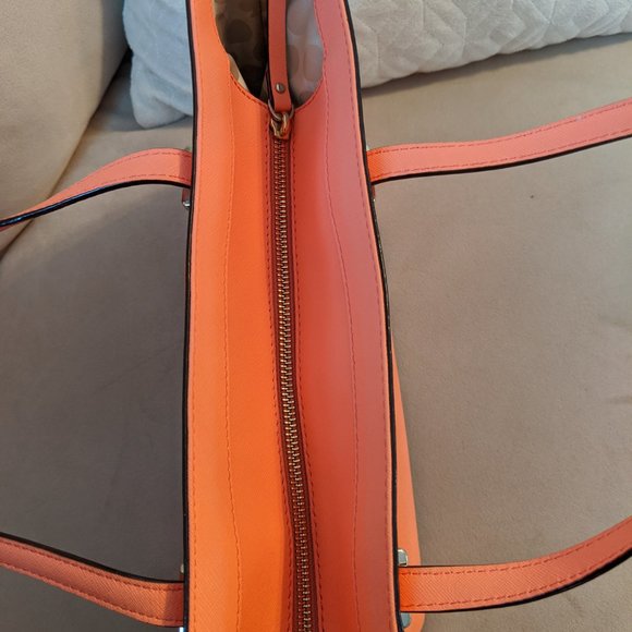 Kate Spade Handbag - Picture 4 of 8